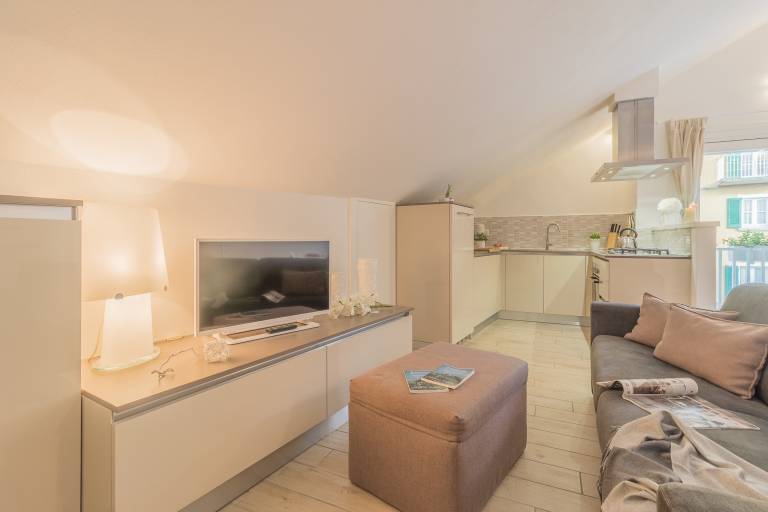 Holiday apartment with 2 rooms for 6 persons — photo 2