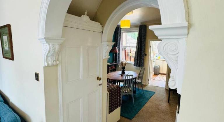 Wonderful vacation home with yard & patio | Pets allowed — photo 4