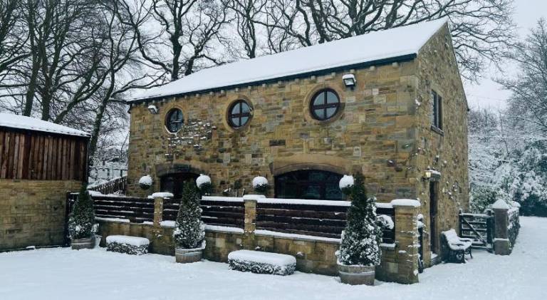 196 m&sup2; Ferienhaus