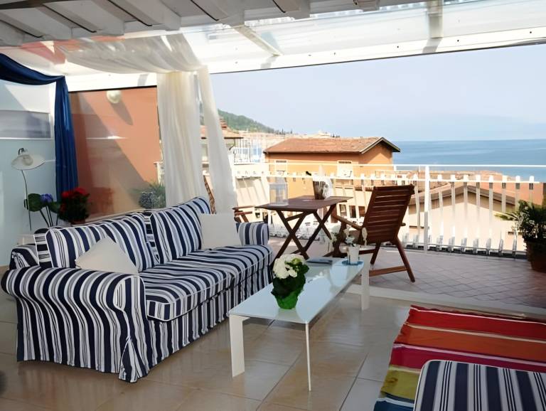 Wonderful serviced apartment with garden, grill & pool | Pets are welcome — photo 4
