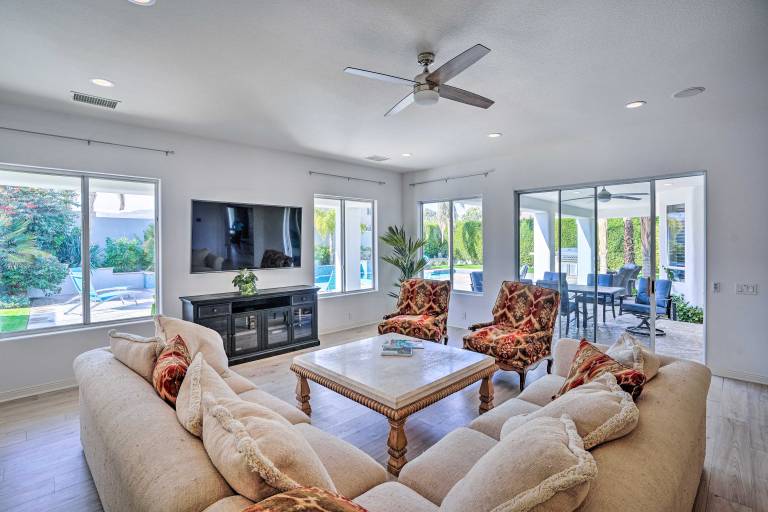 Private Pool & Spa: Spacious Home in Bermuda Dunes — photo 5