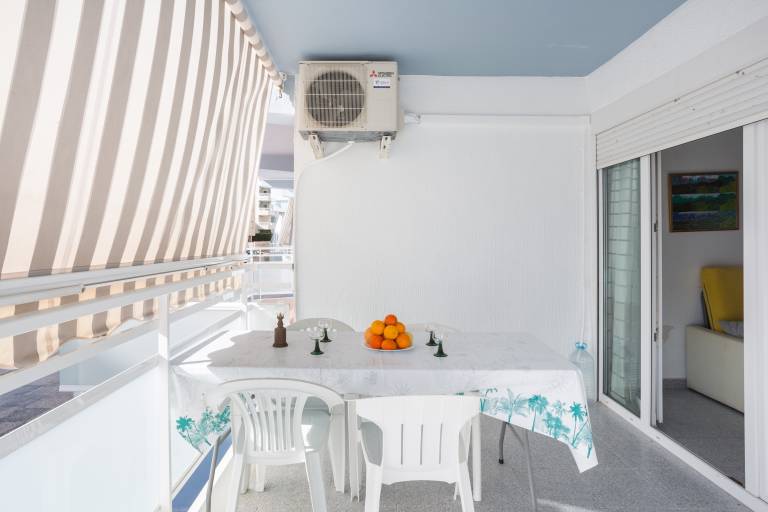 Apartment 'Ca Llaurí' with Sea View, Wi-Fi and Air Conditioning — photo 2