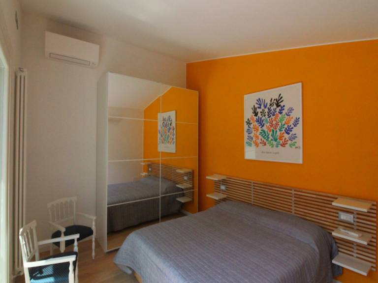 Family-oriented lovely villa with garden & patio | Garden view | Pet-friendly — photo 3