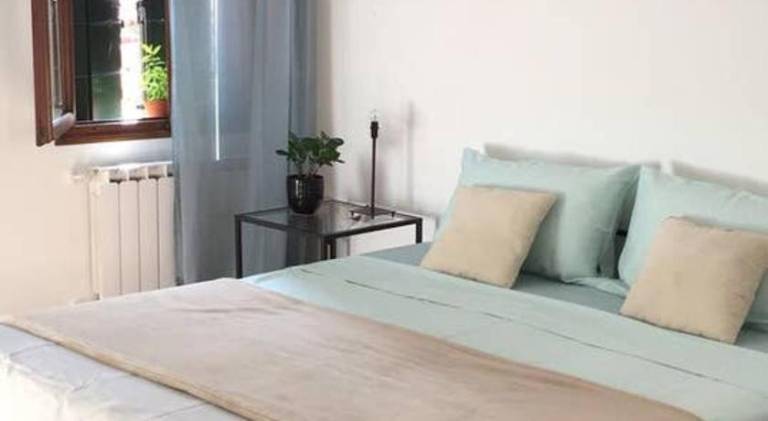 Holiday apartment with 1 room for 3 persons in Chioggia