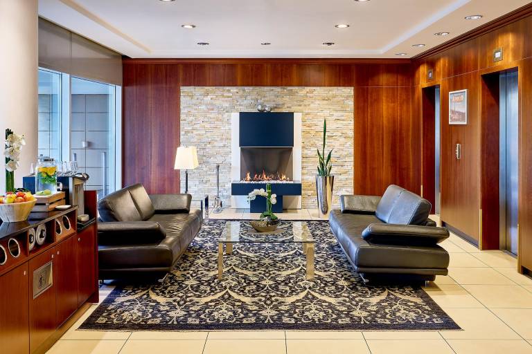 Courtyard by Marriott Duesseldorf Hafen — photo 3