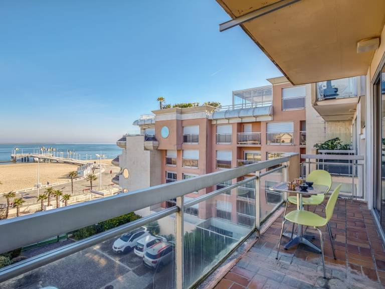 Fully equipped apartment with terrace | Sea view | Next to the beach | Pet-friendly — photo 2