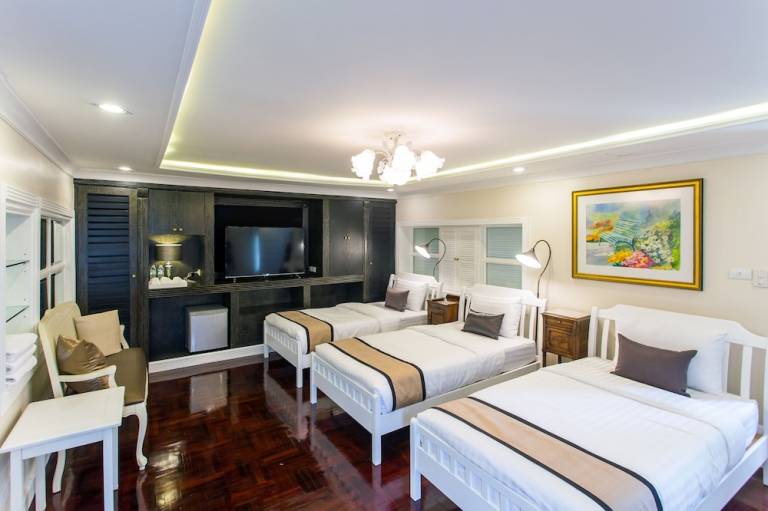 Bed & Breakfast Samsen Nai