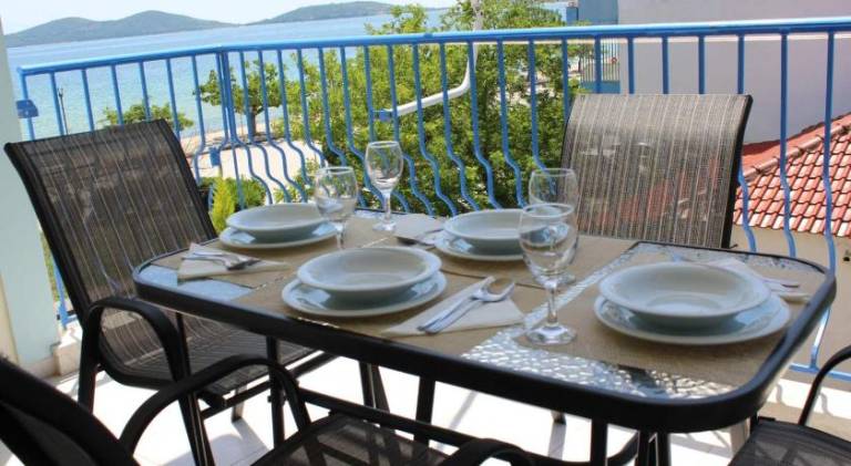 Rental apartment with patio | Close to the beach | Suitable for remote work | Pets allowed — photo 5