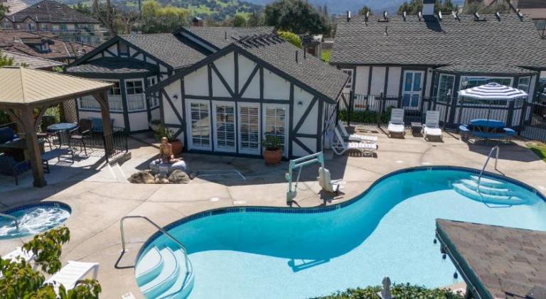 Solvang Inn & Cottages — photo 2