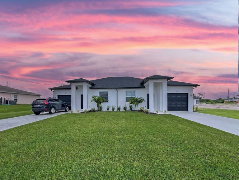 House Lehigh Acres