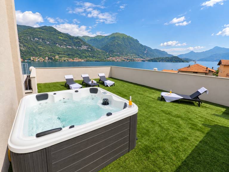 Ferienhaus mit Hund in Lezzeno, Ossuccio für max. 8 Personen Ferienhaus mit Hund in Lezzeno, Ossuccio für max. 8 Personen