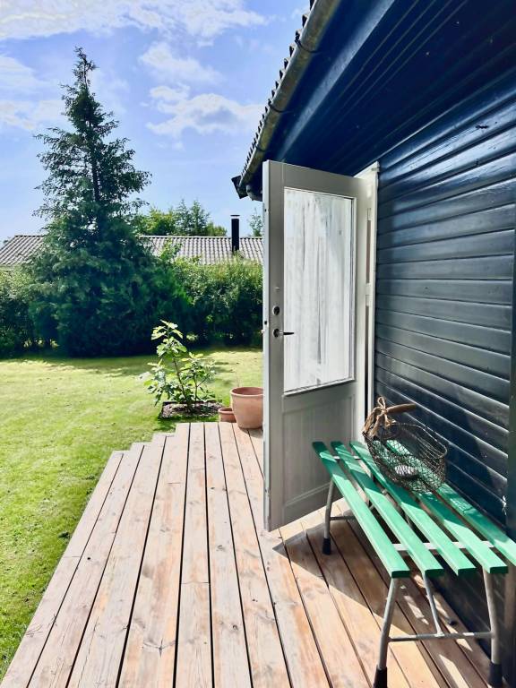 Family-friendly vacation home with garden, barbecue & patio | Pets are welcome — photo 4