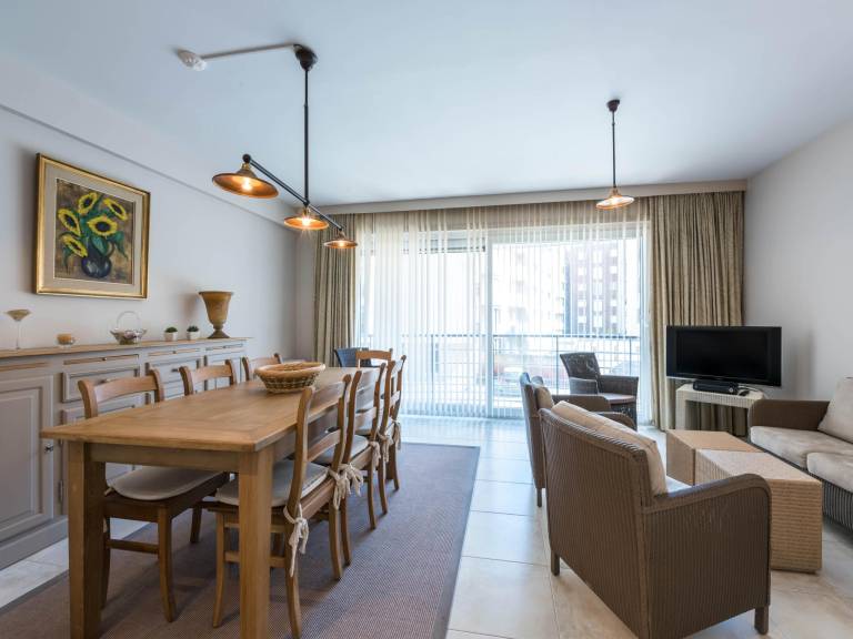 Apartment with 2 rooms for 5 persons in De Panne