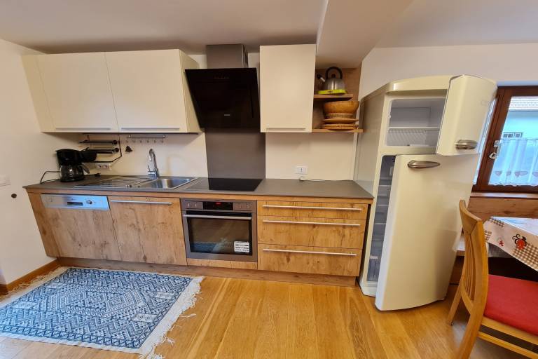 Holiday apartment with 2 rooms for 6 persons — photo 4