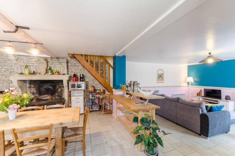 Gite with patio, barbecue & garden — photo 4