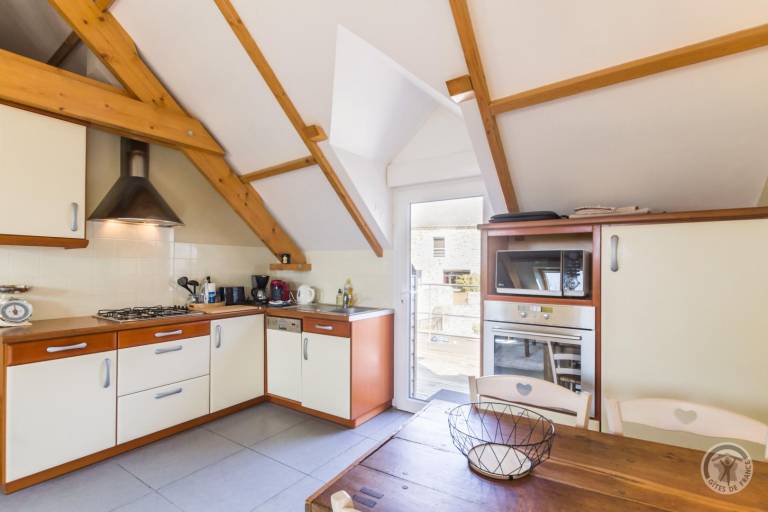 Fully equipped gite with barbeque, terrace & yard | Pets are welcome — photo 3