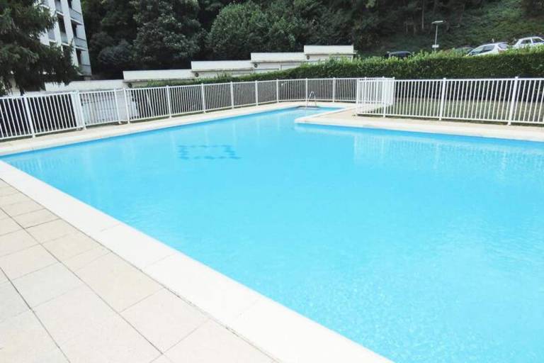 Holiday apartment with pool — photo 2
