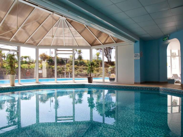 Bournemouth Carlton Hotel By Belvilla — photo 2