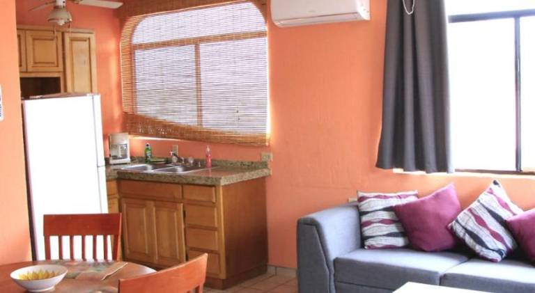 Apartment with 2 rooms for 5 persons — photo 2