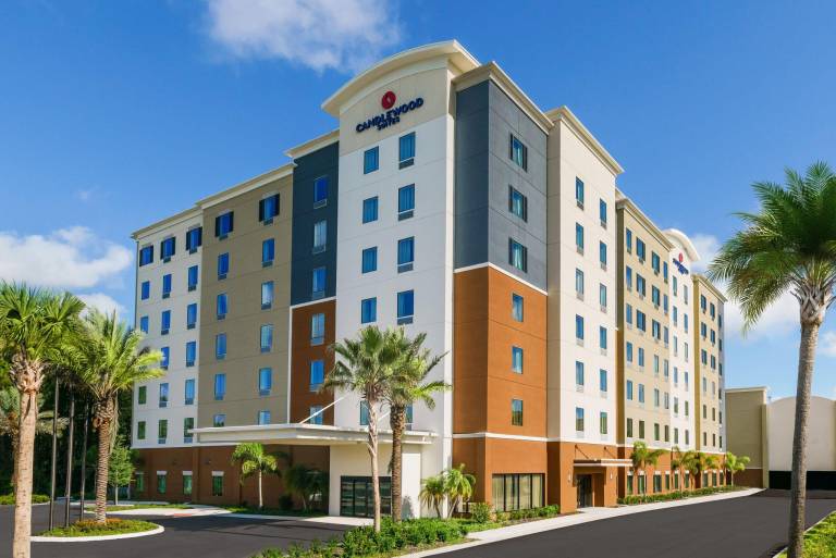 Candlewood Suites Orlando - Lake Buena Vista By IHG in Lake Buena Vista, FL