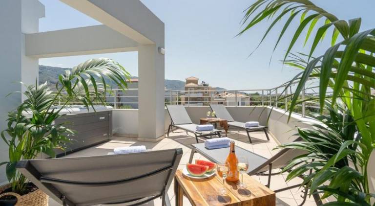 Villa with hot tub | Suitable for remote work in Chania