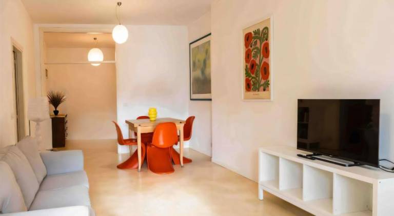 Rental apartment with 3 rooms for 5 persons — photo 2