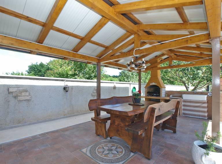 Children-friendly house with terrace, pool & barbeque | Dogs allowed — photo 3