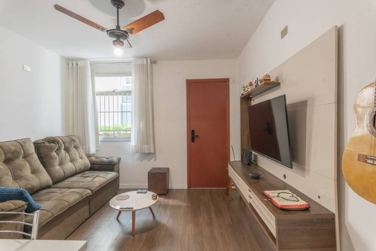 Holiday apartment with yard — photo 2
