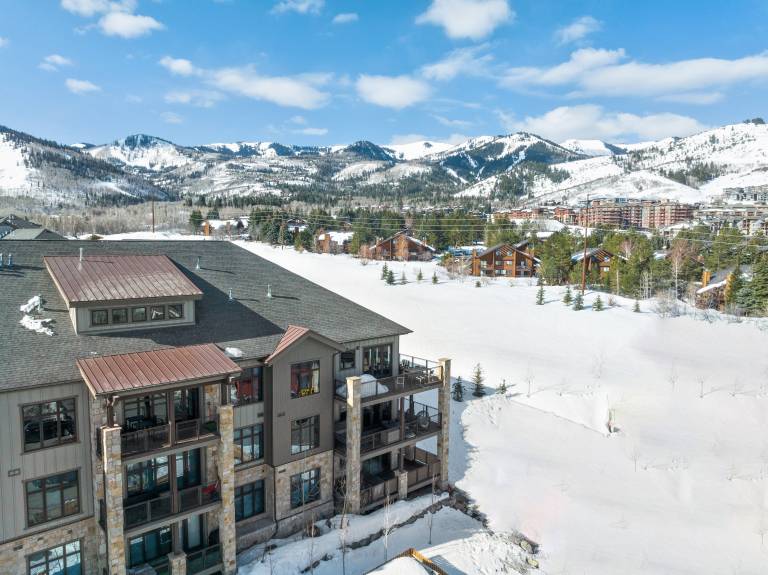 Condo  Solitude