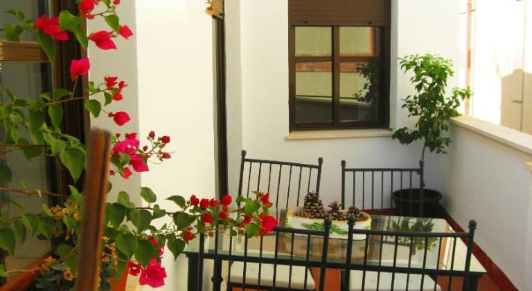 Holiday apartment | Next to Mosque–Cathedral of Córdoba — photo 4