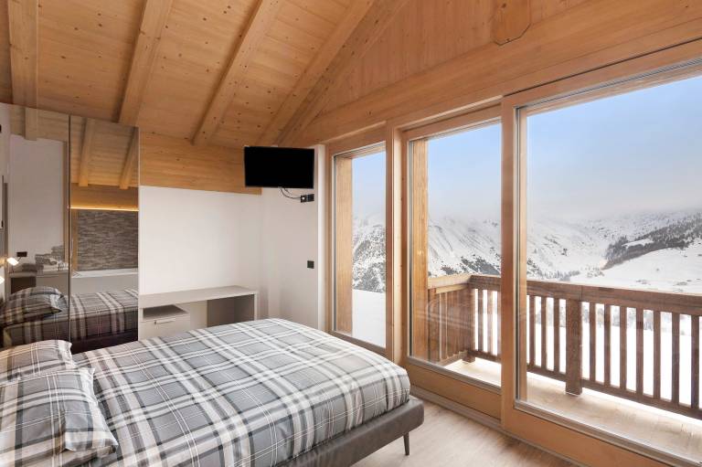 Chalet 'Plaz' with Mountain Views, Private Garden and Wi-Fi — photo 5