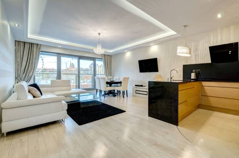 Apartment with hot tub, pool & sauna | Close to Golden Gate — photo 2
