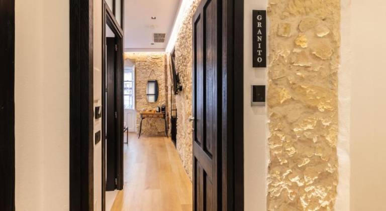 Pedra Bianca Luxury Rooms — photo 5