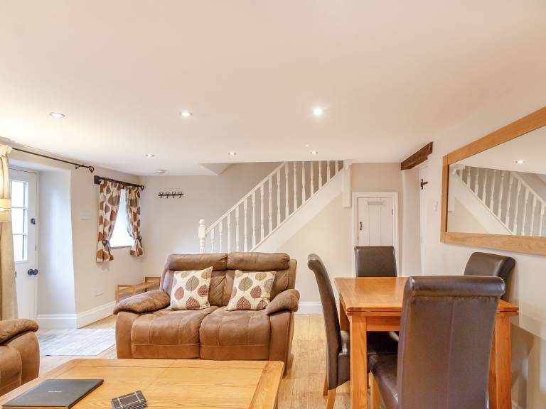 Children-friendly cottage with yard | Pets are welcome — photo 4