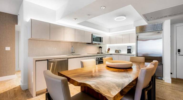 Rental apartment with hot tub | Near Miami Beach Botanical Garden — photo 3