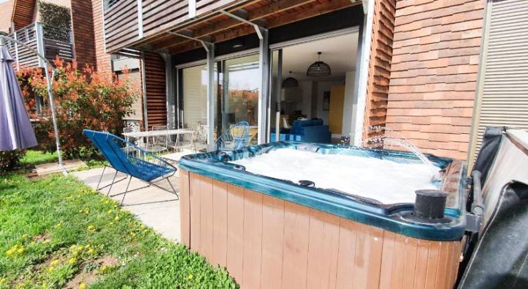 Wonderful rental apartment with hot tub | Pets are welcome — photo 2