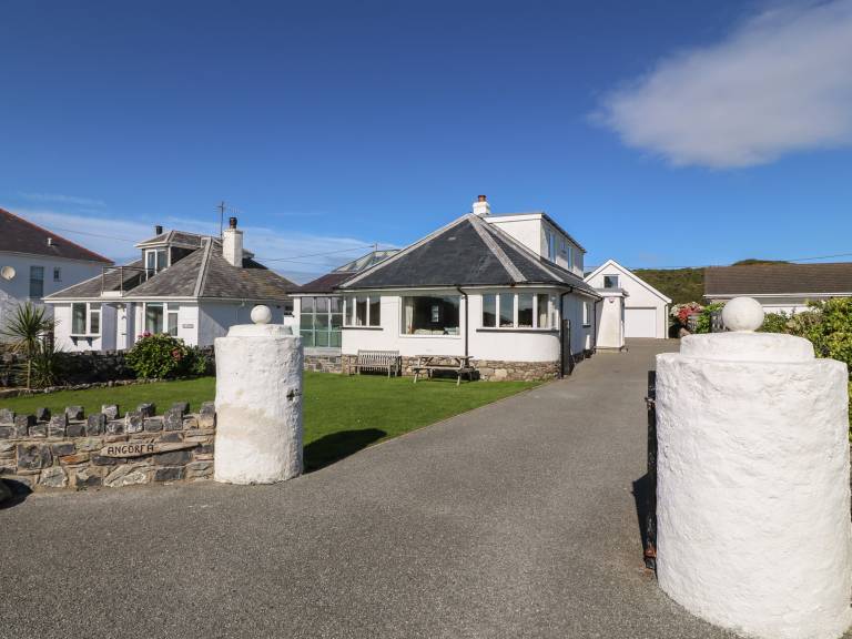 Cottage Holyhead