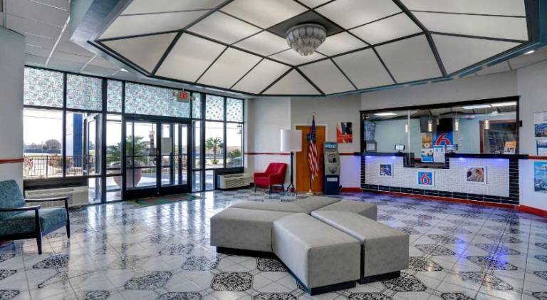Motel 6 Burlington, NC — photo 2