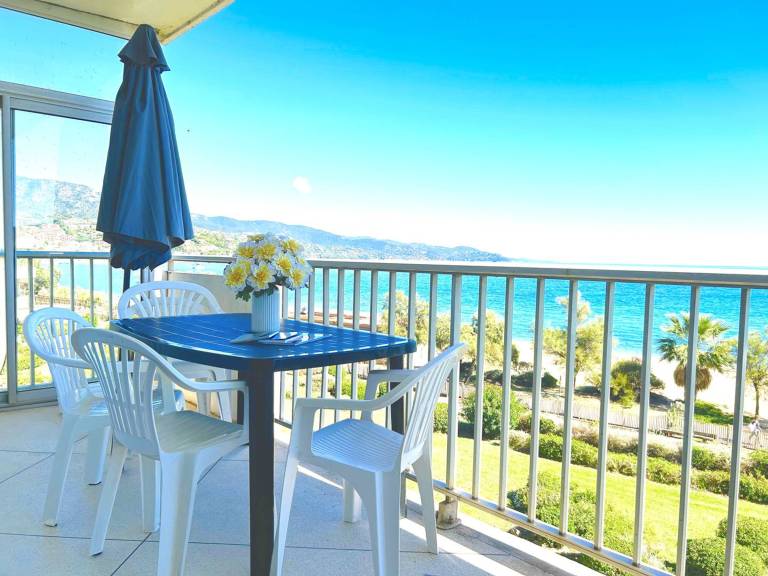 Holiday apartment with 2 rooms for 6 persons — photo 2