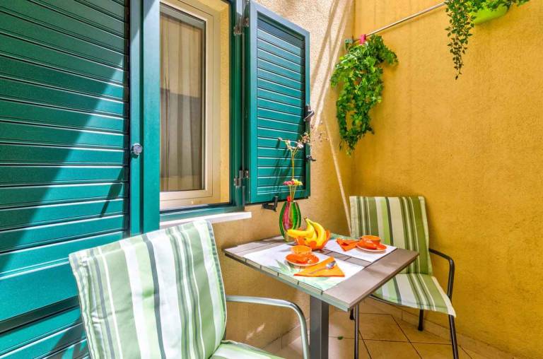 Fully equipped big house with patio & grill | Sea view | Close to the beach | Pet-friendly — photo 4