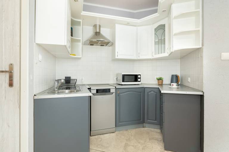 Family-oriented apartment with fast internet | Near Main Square | Pets are welcome — photo 4