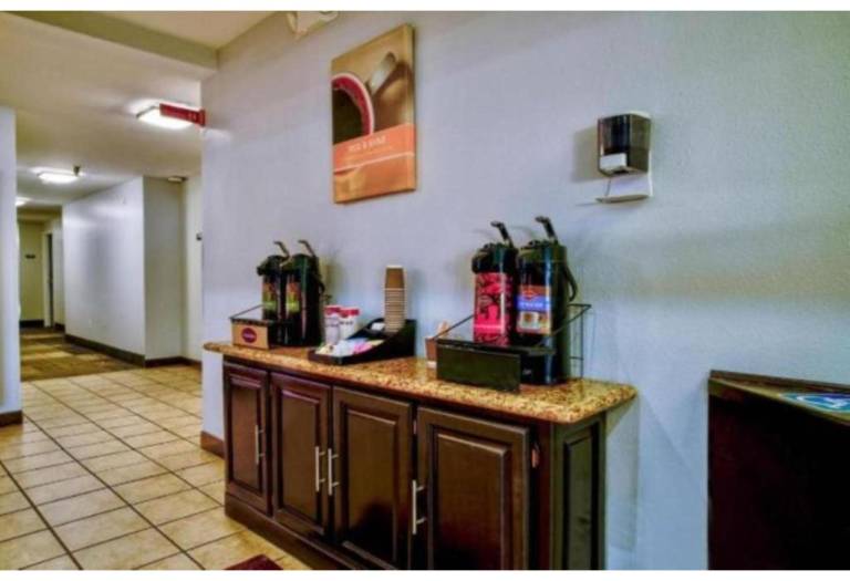 Studio 6 Suites Hesperia, CA – West Main Street – I-15 — photo 4