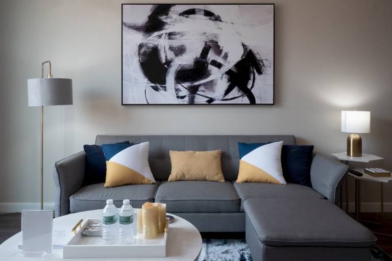 Stunning Apt W/ Parking and Gym Downtown at Yale — photo 5
