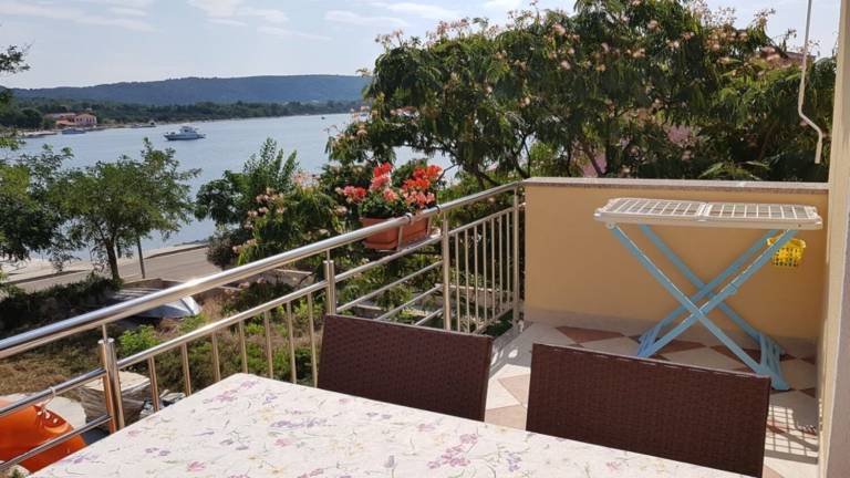 Apartament Veli Rat