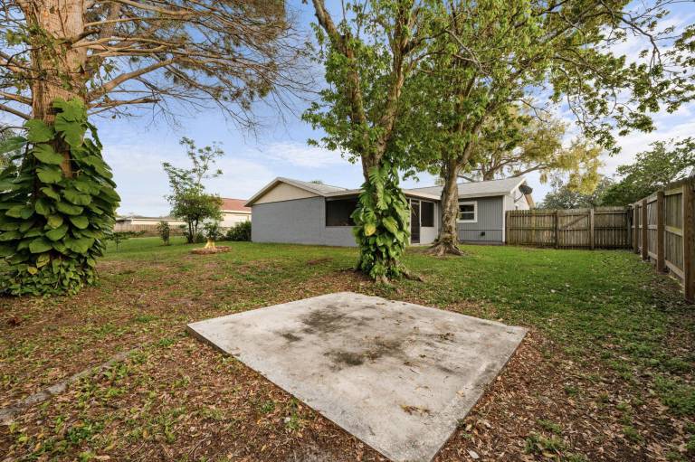 Pet-Friendly Melbourne Retreat w/ Lanai & Hammock! — photo 4