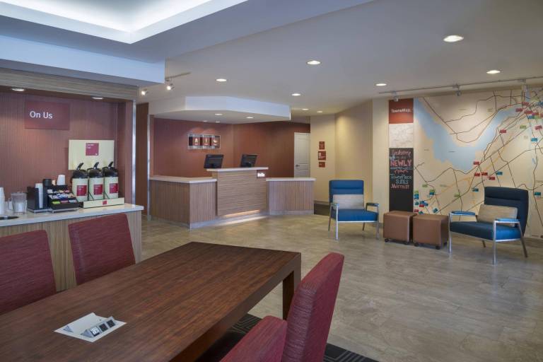 TownePlace Suites by Marriott Ottawa Kanata — photo 4
