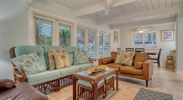House with 5 rooms for 10 persons in Bradenton Beach, FL