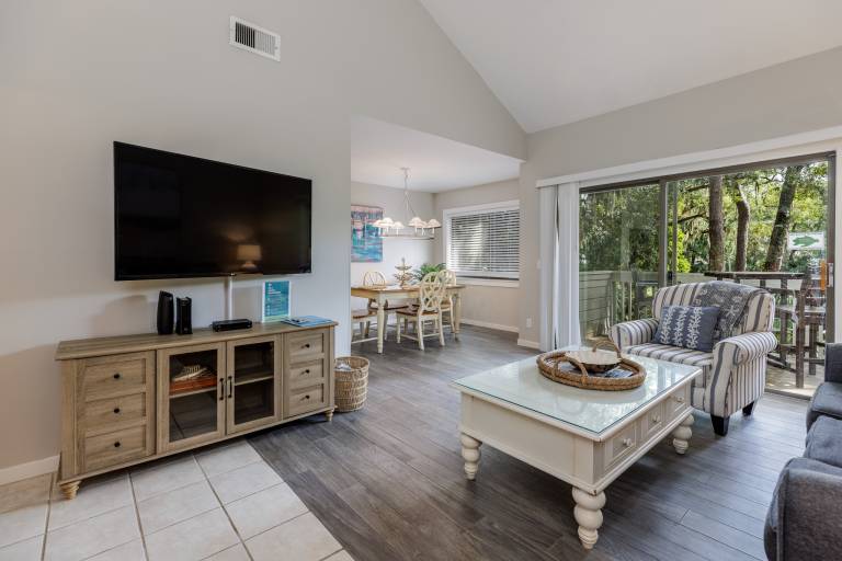 Family-friendly villa with pool | Pet-friendly — photo 2