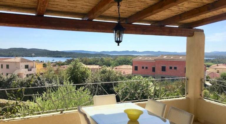 Reihenhaus Nr. 8 mit Pool und super Meersicht in Santa Teresa di Gallura