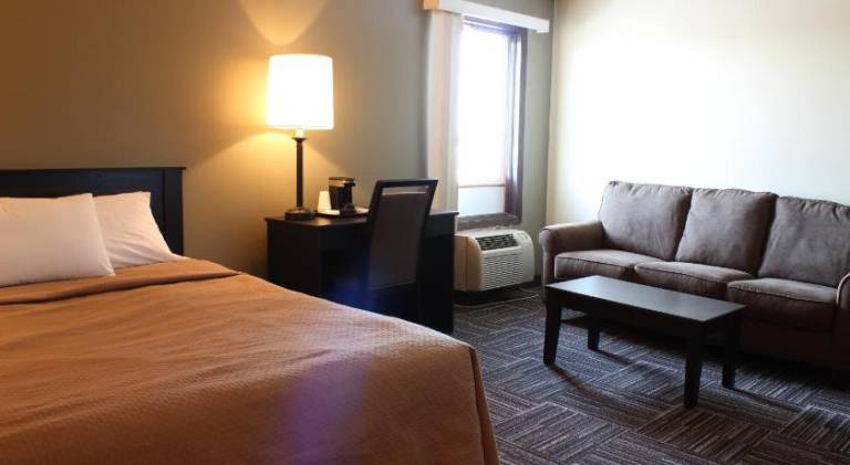 Sunlac Inn Devils Lake — photo 2